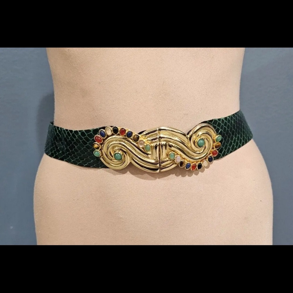 Vintage Judith Leiber Jeweler Snakeskin Green Belt OS